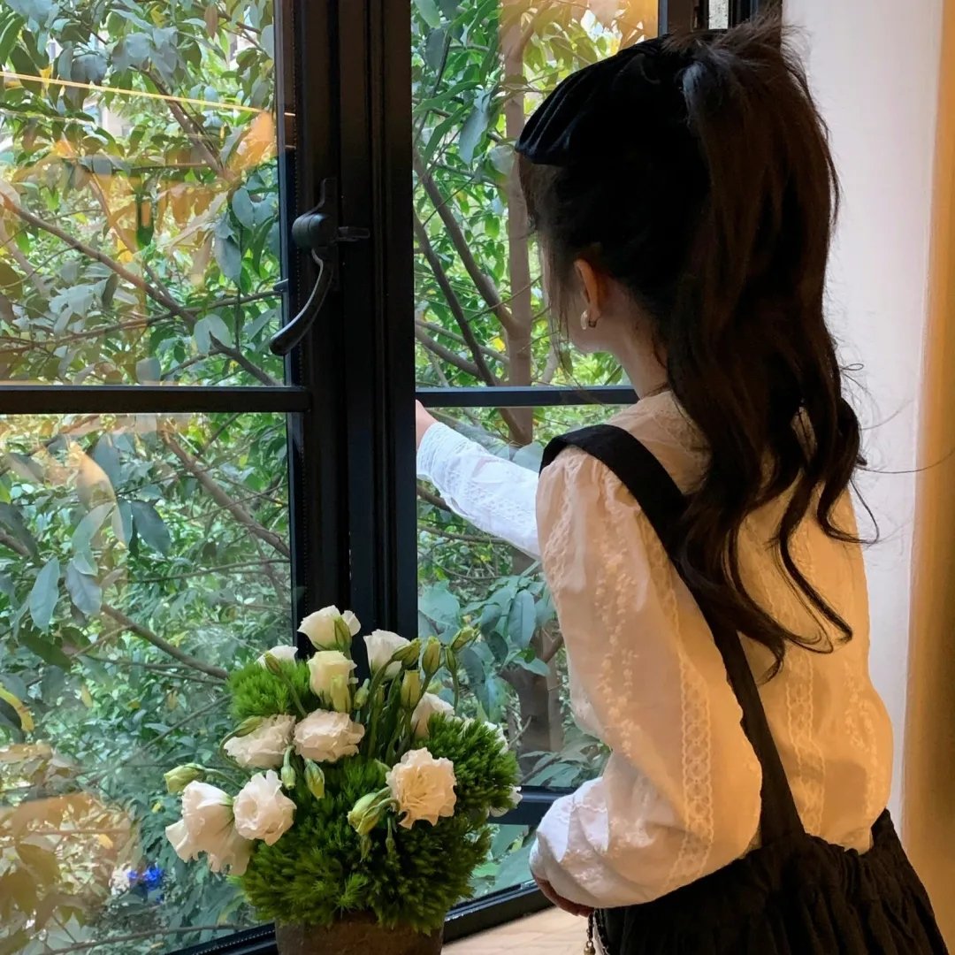 云端男女